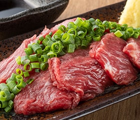 馬刺し
